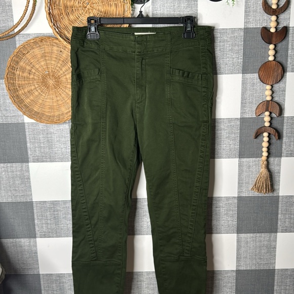 By Anthropologie Green Pants - Picture 2 of 7